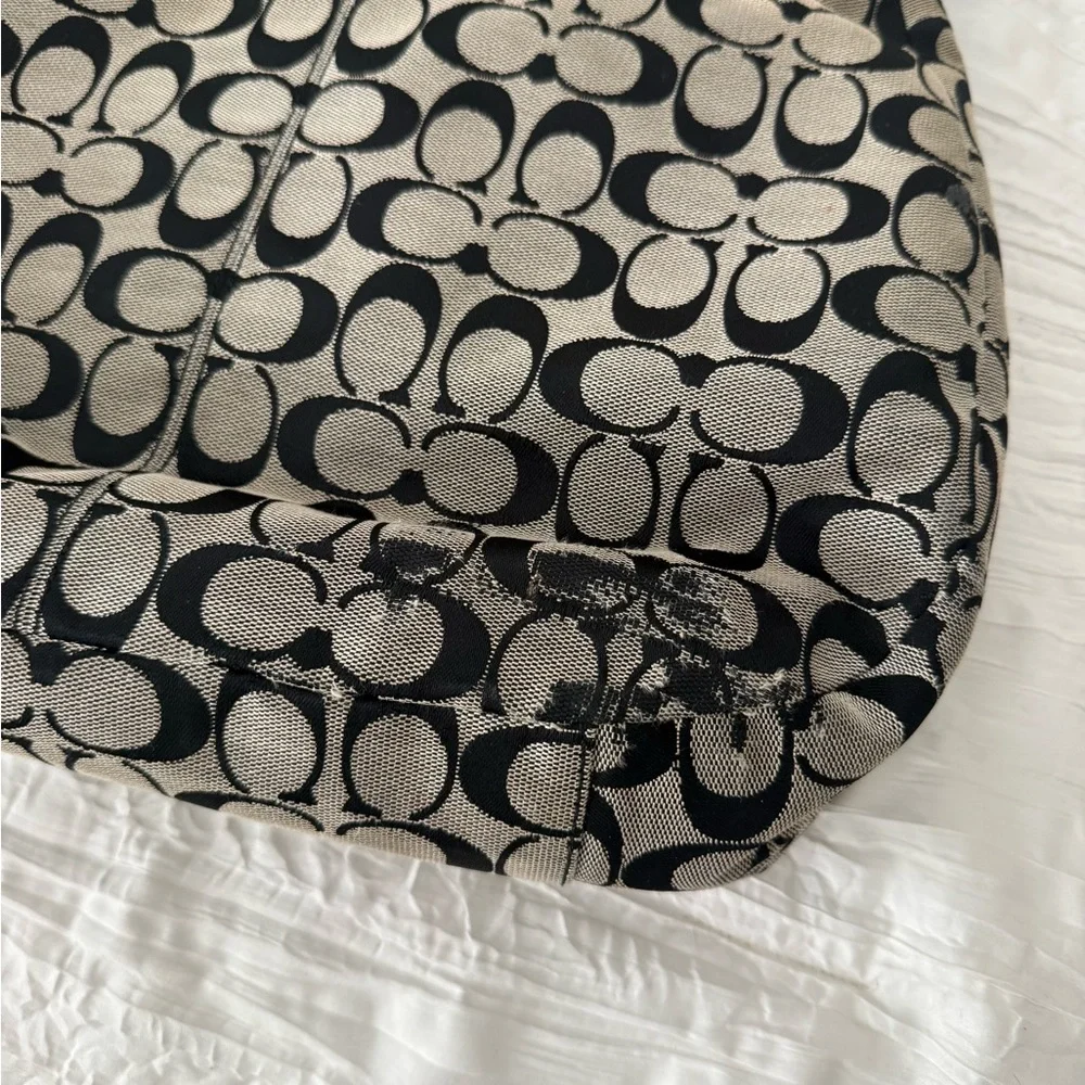 Coach Black and grey Signature Shoulder Hobo - Picture 8 of 9